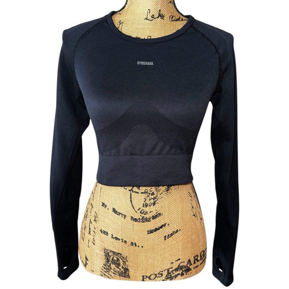 Gymshark Women’s Flex Sports Black Long Sleeve Athleisure Crop Top Workout Top